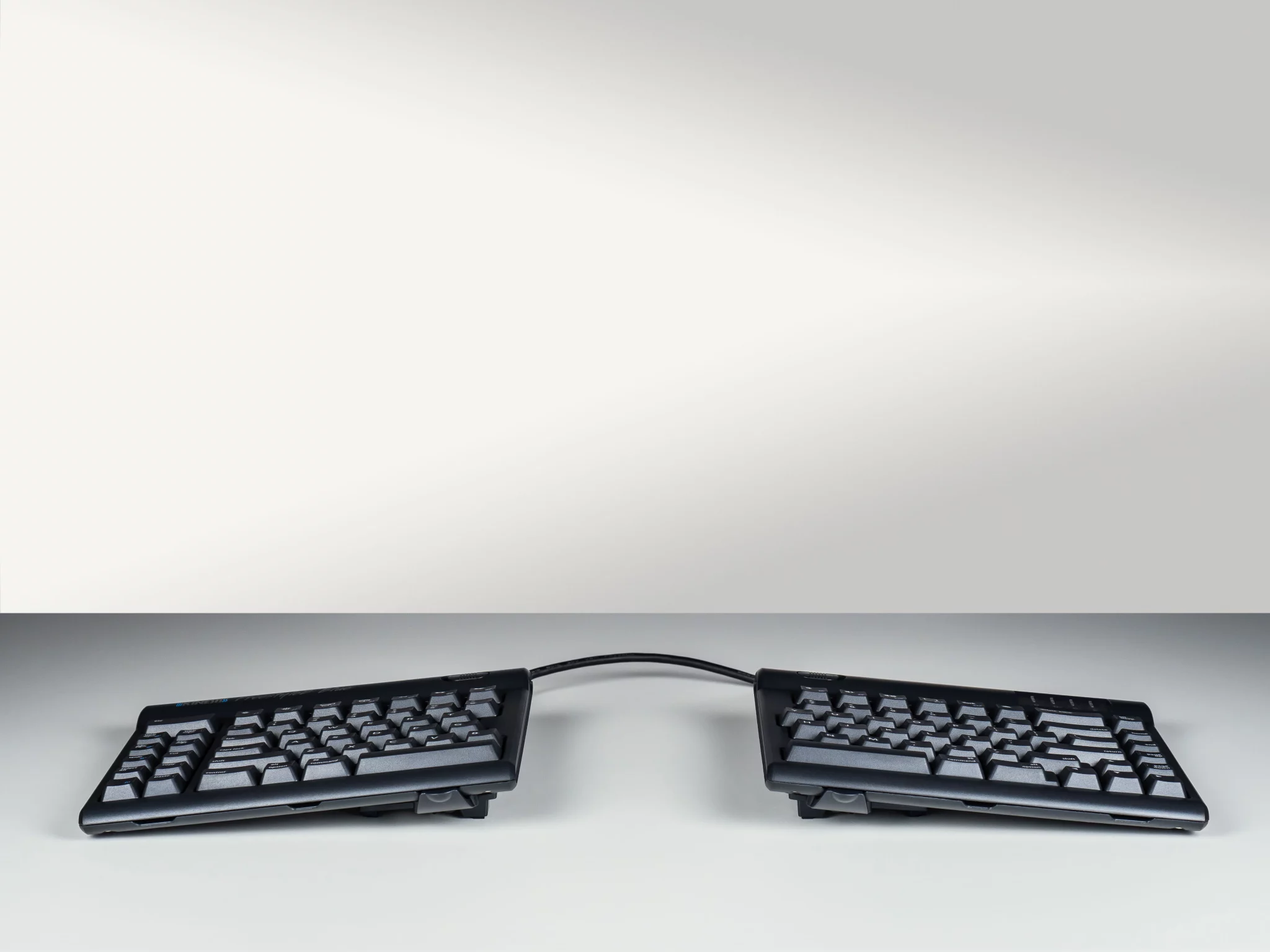 Kinesis Freestyle2 Keyboard with V3 Kit - Image 6