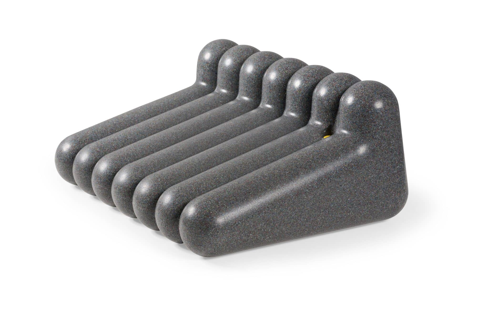FootRest No.4 by BakkerElkhuizen shown from a front angled view.