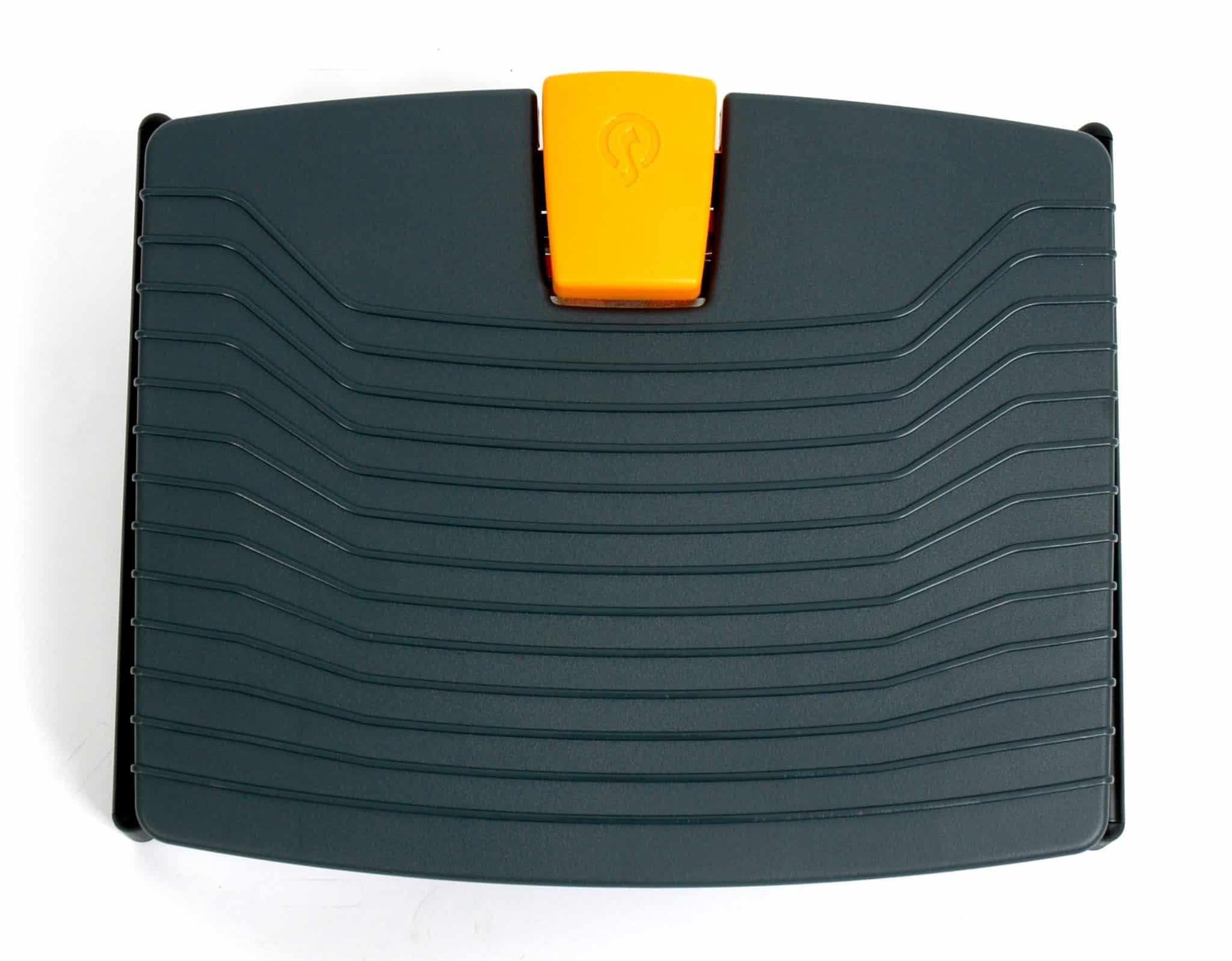 Pro 959 Footrest by BakkerElkhuizen with black ridged platform and orange adjustment control.
