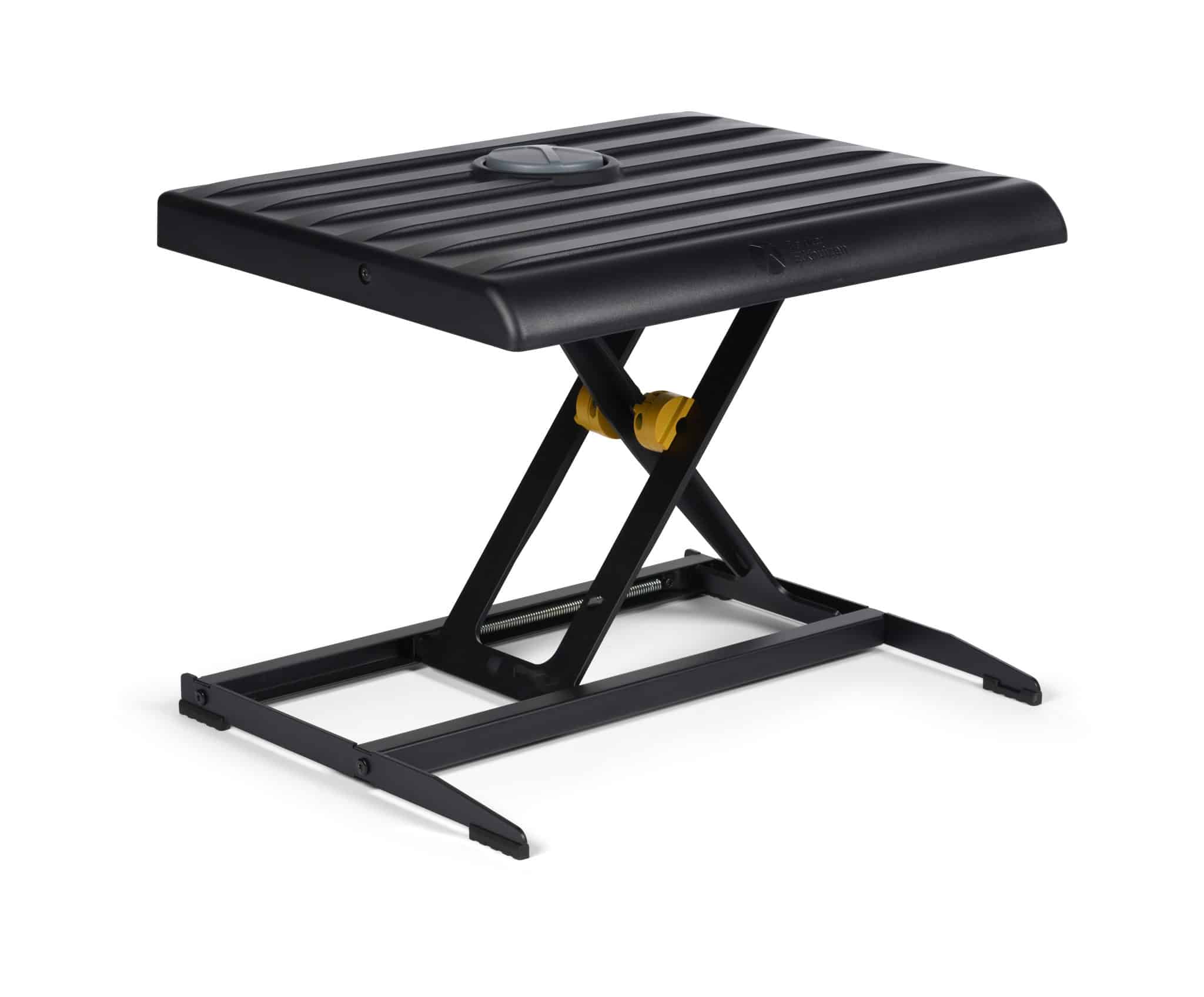 FootRest No.2 by BakkerElkhuizen